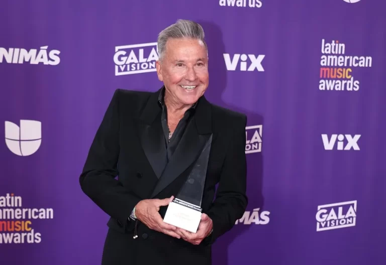 Ricardo Montaner confirma su reaparición en escenarios con un tour por América y Europa en 2026