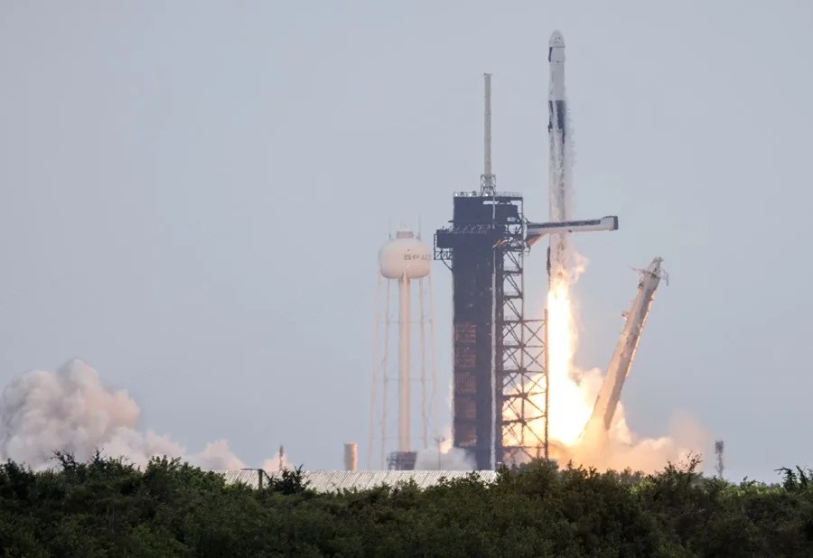 Blue Origin vs. SpaceX: el impacto del &eacute;xito del New Glenn de Jeff Bezos en la carrera espacial