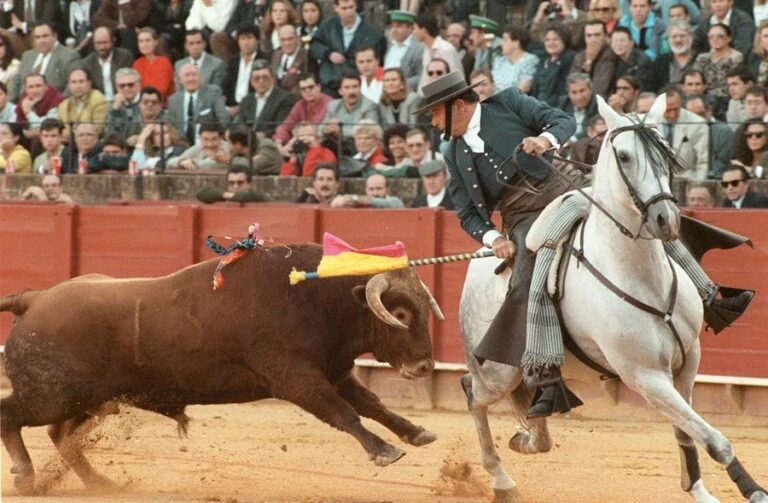 El rejoneador Alvaro Domecq Romero