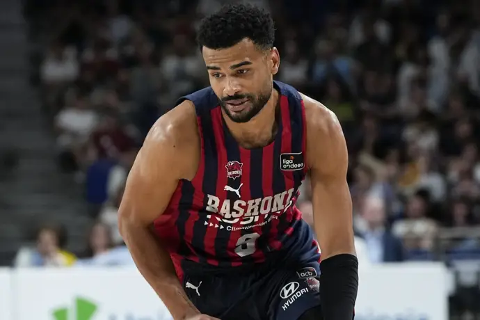 El Baskonia vuelve a brillar en casa y celebra una nueva victoria ante su afición