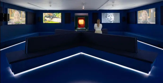 John Akomfrah debuta en España con 'Escuchando toda la noche la lluvia' en el Museo Thyssen