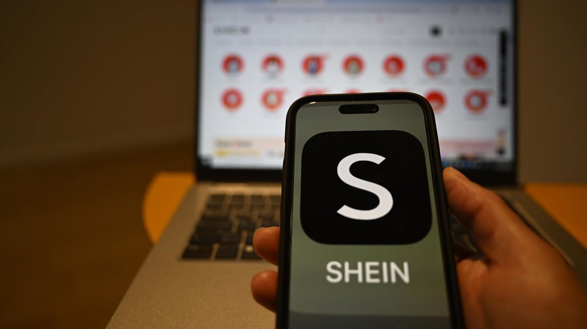Francia solicita la suspensión temporal de Shein hasta que confirme su cumplimiento legal