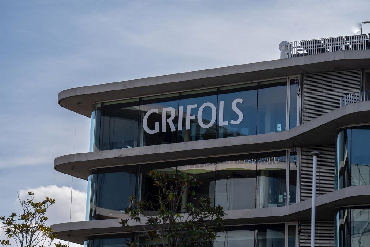 Grifols reduce su caída al 3% tras triplicar su beneficio neto a 304 millones hasta septiembre