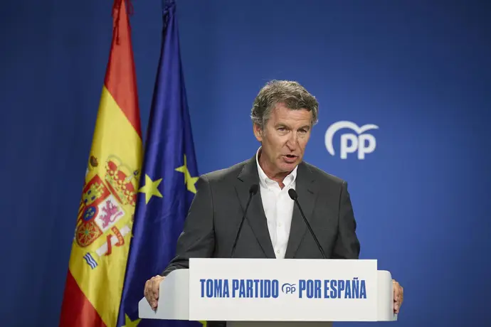 Feijóo convoca en Melilla al comité del PP para mostrar su plan migratorio ante el debate de