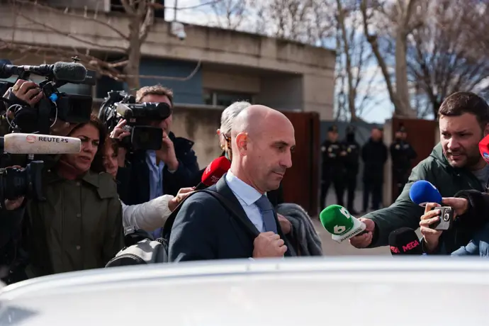 Louzán tuvo una gestión muy negativa en Galicia, tuvimos que rescatarle con deudas elevadas