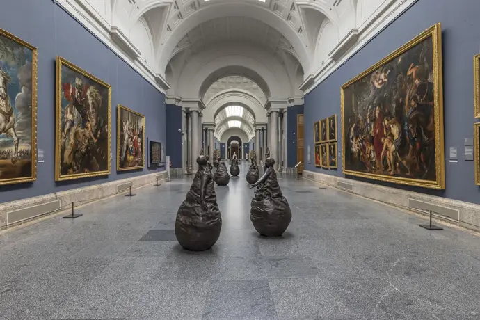 Juan Muñoz conversa en el Prado con los clásicos que lo inspiraron, renovando así la escultura