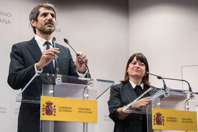 Obras en asturiano, aragonés y leonés competirán desde 2026 por los Premios Nacionales de Cultura