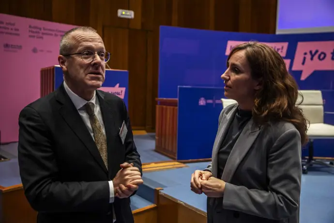 Sanidad y la OMS firman un acuerdo para fortalecer la respuesta en salud ante la violencia de