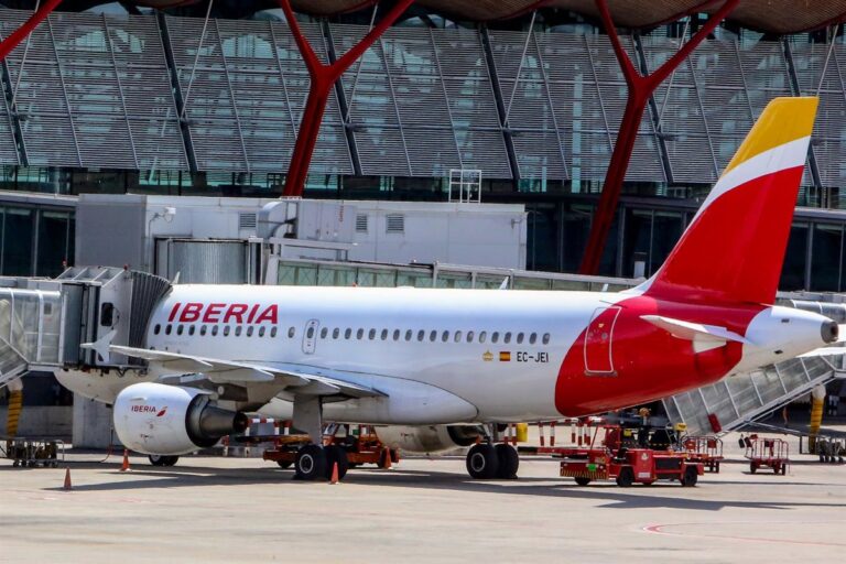 Iberia detecta un acceso no autorizado a sus sistemas que afecta datos personales de clientes
