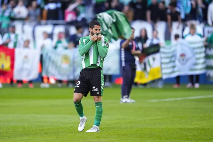 El Betis se topa con dificultades en el retorno de Isco, mientras que el Rayo falla ante el Oviedo