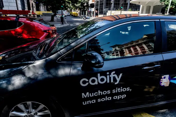 Cabify lanza 800 licencias VTC en Madrid, con una proyección de 160 millones de euros al año