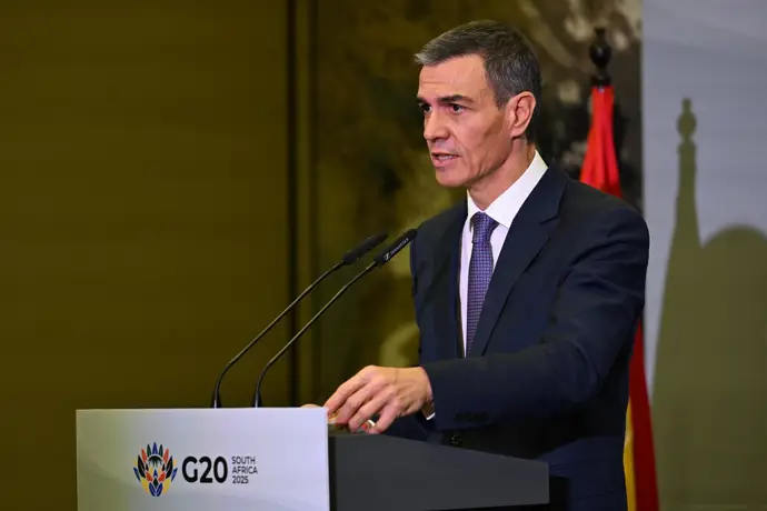 Sánchez desmiente encuentros con Otegi y Cerdán en Euskadi para negociar su investidura: "Es falso