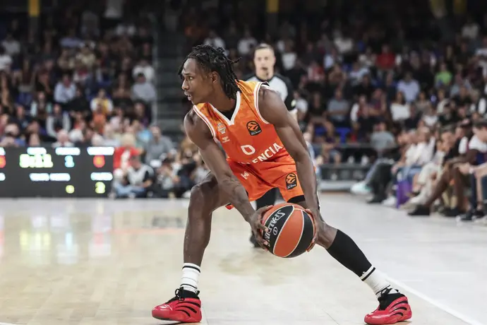 El Valencia Basket sigue disfrutando de su conexión con el Roig Arena en su última victoria