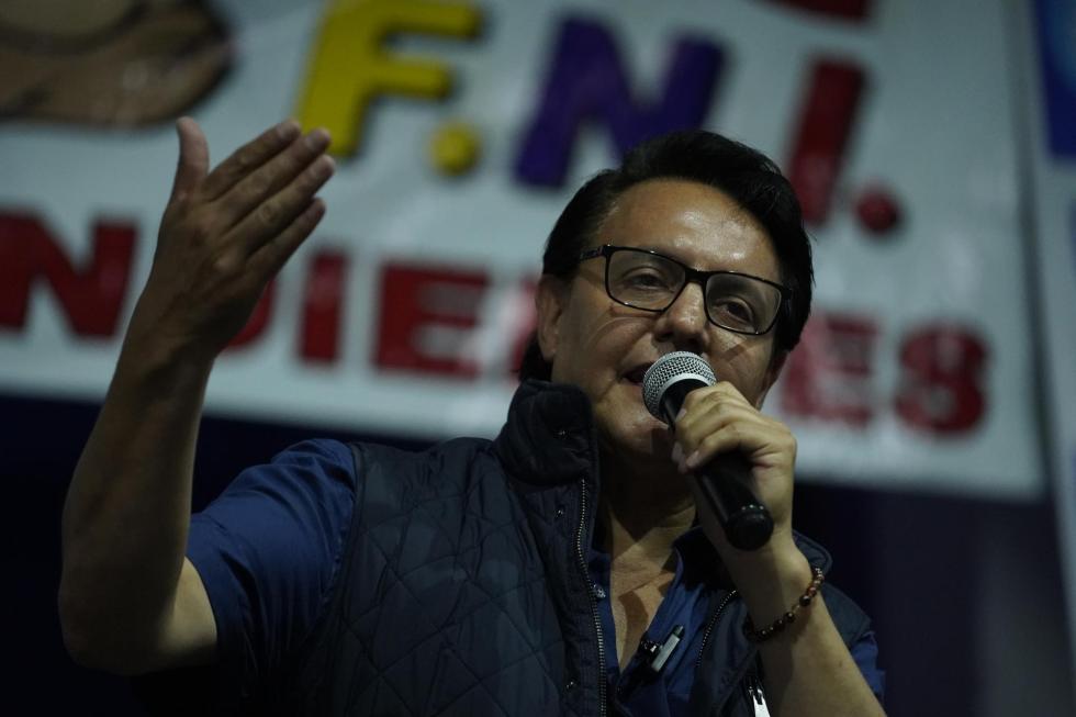 Guillermo Lasso niega cualquier relación con el asesinato de Fernando Villavicencio según EFE