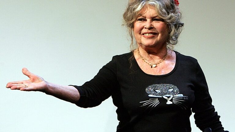 Brigitte Bardot: una vida de glamour y desafíos en el centro de la atención durante décadas