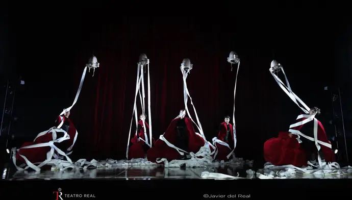 El Real Teatro de Retiro presenta 12 funciones de 'Va de Bach' de Aracaladanza
