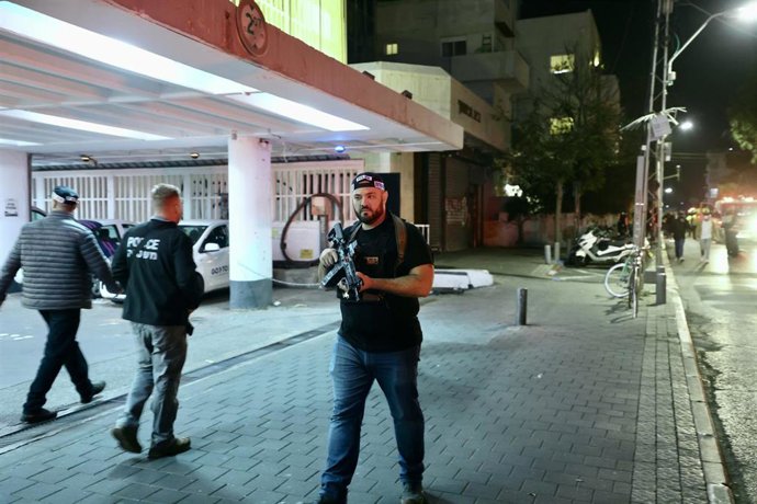 Archivo - Polic&iacute;a en Tel Aviv