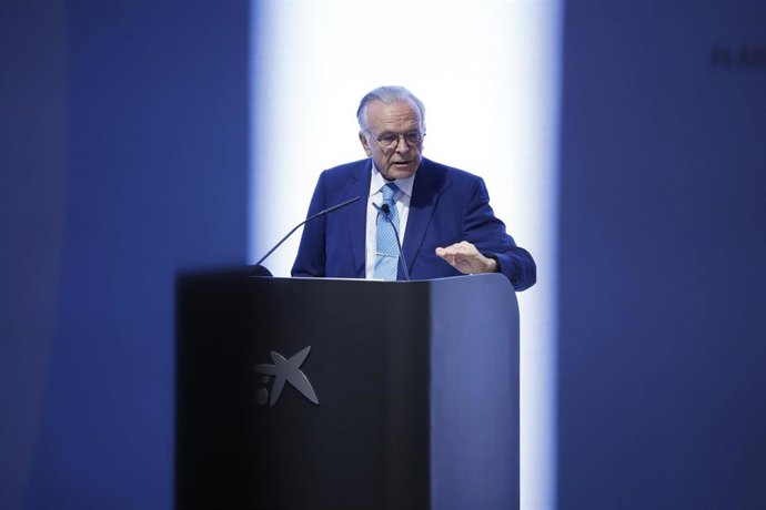 Archivo - El presidente de Fundaci&oacute;n 'La Caixa', Isidro Fain&eacute;