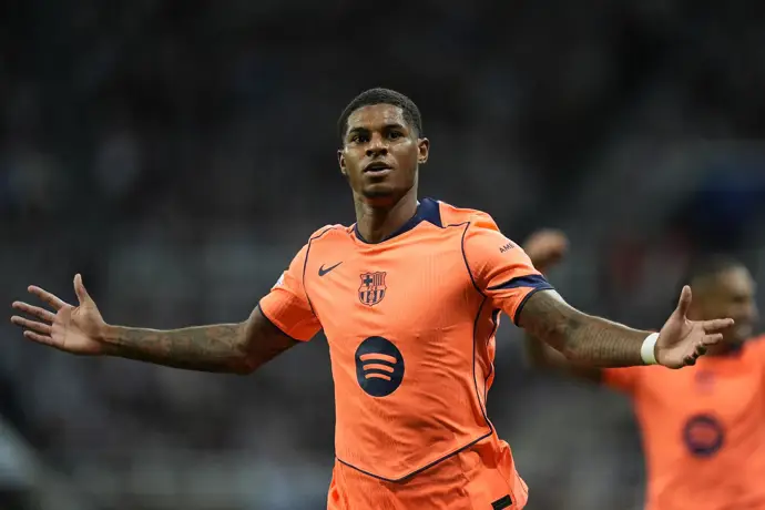 Rashford busca un lugar en el equipo tras sus destacados desempeños recientes