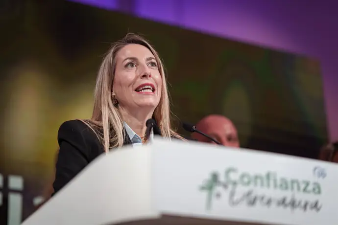 Guardiola señala hacia un gobierno del PP en solitario y sugiere a Vox considerar la abstención
