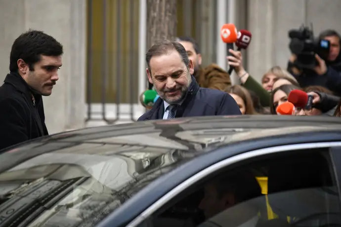 Ábalos desde prisión rechaza acusaciones de financiación ilegal del PSOE y no aporta pruebas