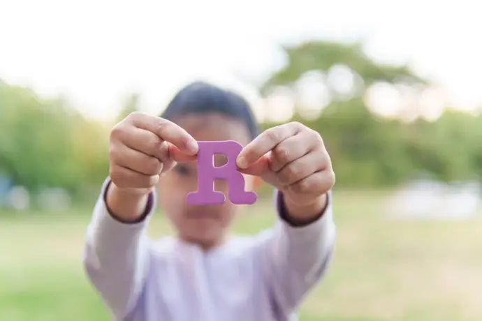 Si tu hijo tiene dificultad con la 'r', descubre la nueva técnica que está transformando la