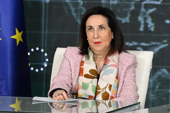 Robles cuestiona la legitimidad de Feijóo por sus mentiras sobre la dana y la ineficacia de Mazón