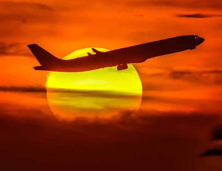 Estados Unidos alerta sobre un potencial riesgo en el espacio aéreo del Pacífico colombiano y
