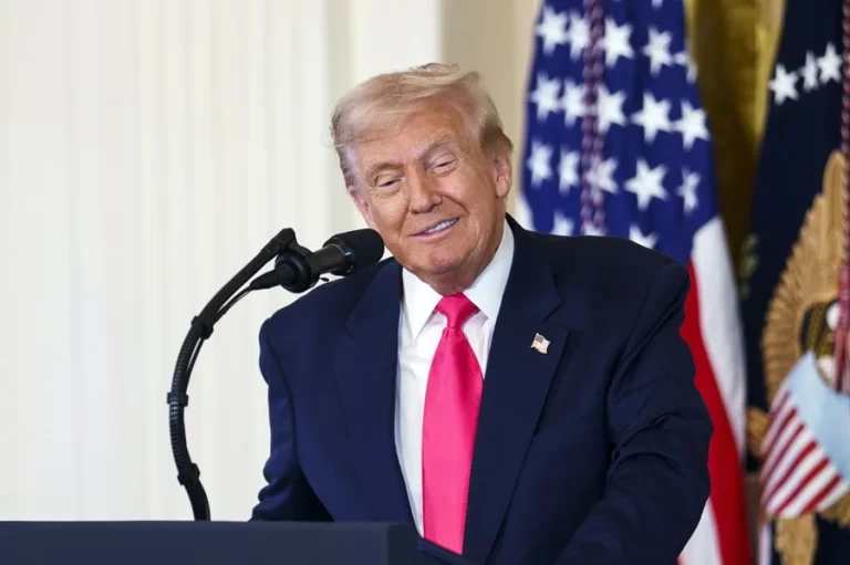 Trump ironiza sobre los retos de Maduro tras comentarios desafiantes en el pasado