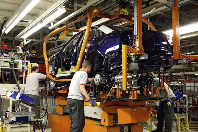 El PMI manufacturero de España disminuyó en diciembre por primera vez desde abril