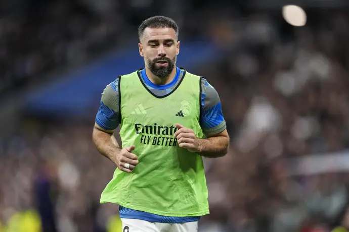 Carvajal se reintegra a los entrenamientos con el grupo y avanza en su recuperación