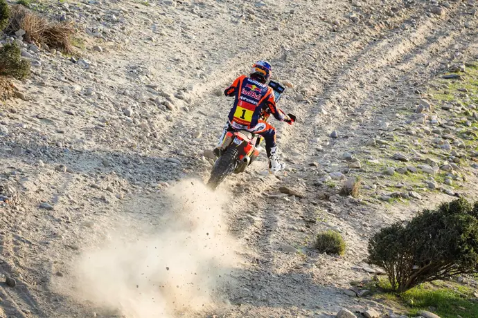 Sanders supera a Canet en la tercera etapa del Dakar y se convierte en el líder de la competencia