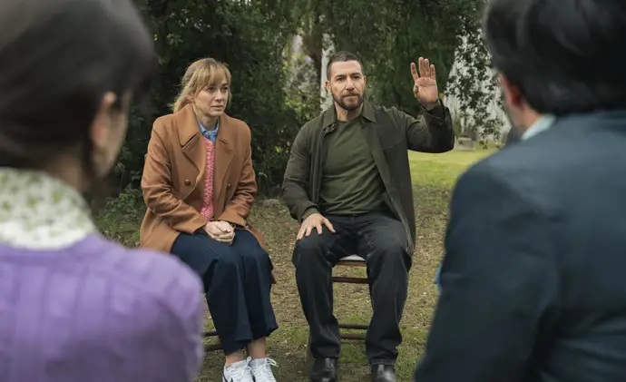 Machos alfa investiga la diversidad familiar, mostrando cómo se ha transformado el concepto de