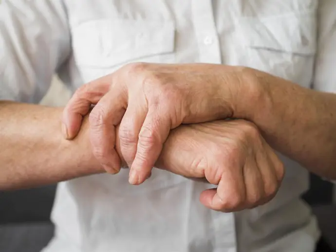 Esquizofrenia y osteoporosis: la ciencia revela sus sorprendentes similitudes y conexiones
