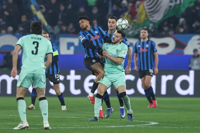 El Athletic logra remontar en Bérgamo y mantiene vivas sus posibilidades en la Champions League