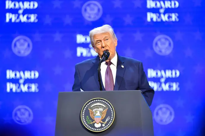 Trump sostiene que tiene el derecho de presidir la Junta de Paz de Gaza incluso después de dejar