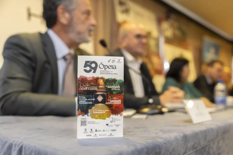 Xavier Anduaga y Génesis Moreno inaugurará la 59 temporada de opera en Las Palmas, según EFE