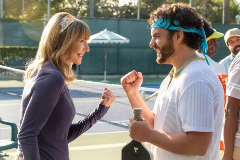 Apple TV lanzará en julio una película sobre el popular deporte del pickleball en EE.UU. EFE