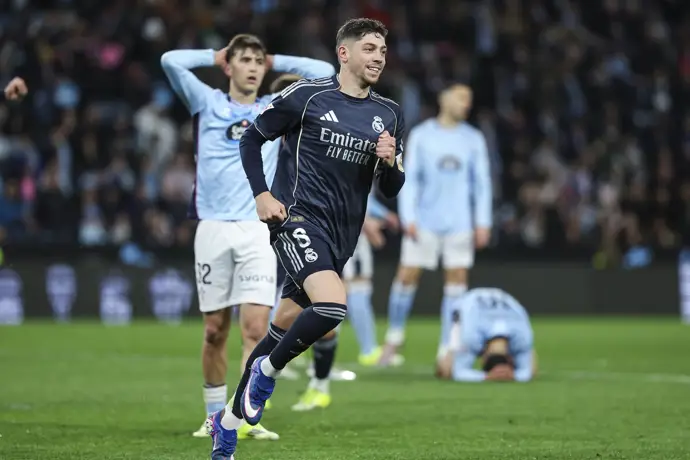 El Real Madrid logra una victoria agónica en Vigo gracias a un rebote inesperado