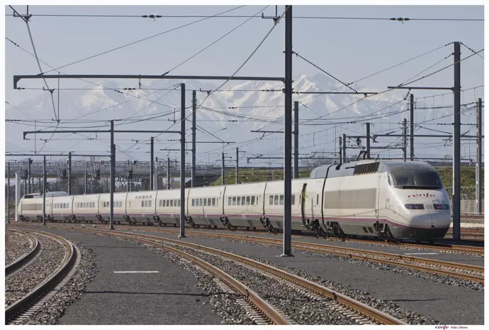 Renfe elabora una propuesta para operar en la ruta regional París-Lyon