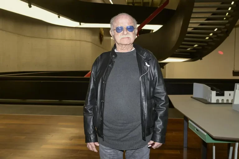 Fallece el cantautor Gino Paoli a los 91 años, dejando un legado musical inigualable