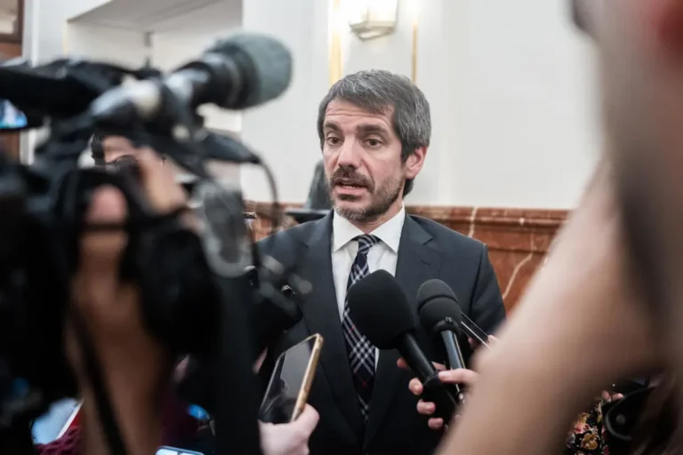 Urtasun impulsa la Oficina de Difusión de la Danza para fortalecer su presencia en la cultura