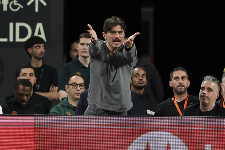 El Valencia Basket critica la actitud inaceptable del presidente del Panathinaikos