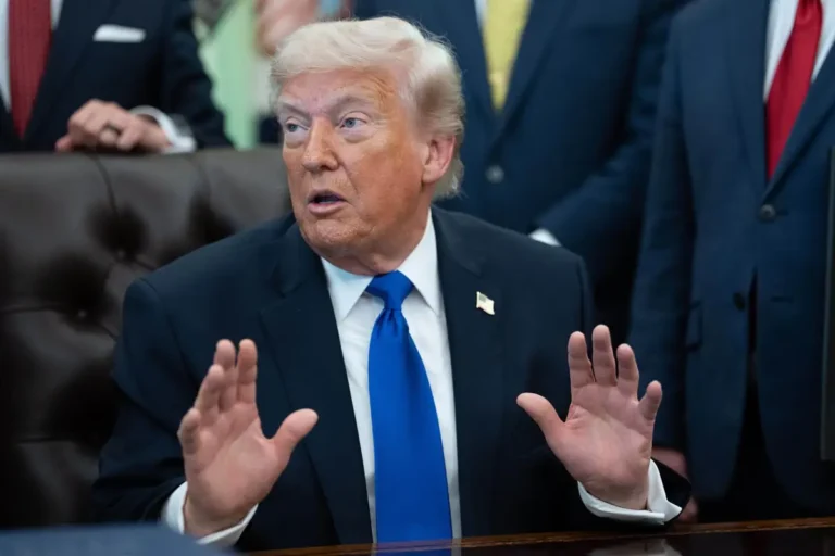 Trump afirma que pronto evaluará el plan de Irán para poner fin a la guerra, aunque lo ve dudoso