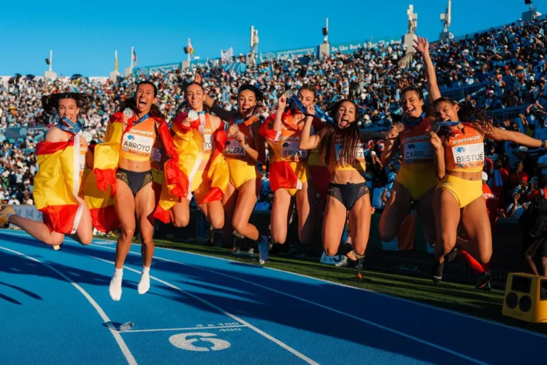 España conquista dos medallas y un buen puñado de billetes en el Mundial de relevos