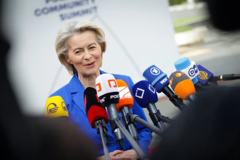 Von der Leyen destaca que "un acuerdo es un acuerdo" ante las amenazas de aranceles de Trump