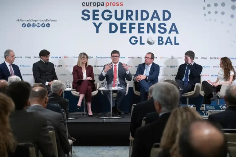 La defensa española apuesta por la cooperación y la aceleración de la tecnología disruptiva
