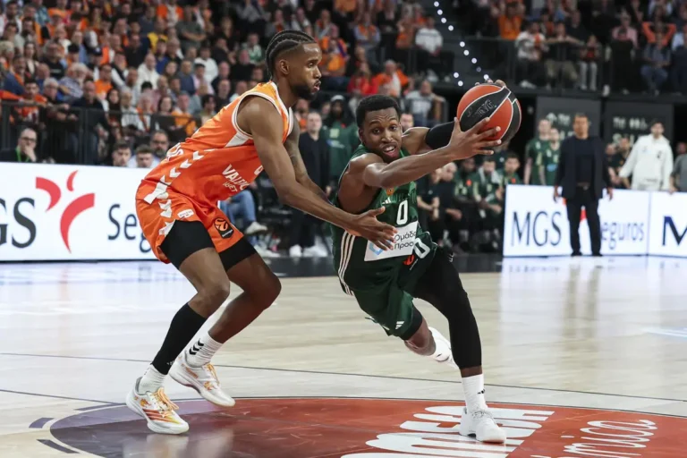 El Valencia Basket inicia su aventura en Atenas