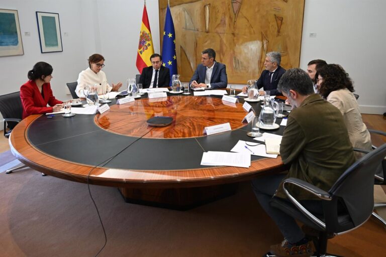 Los españoles del crucero 'MV Hondius' realizarán cuarentena en el H. Gómez Ulla de Madrid