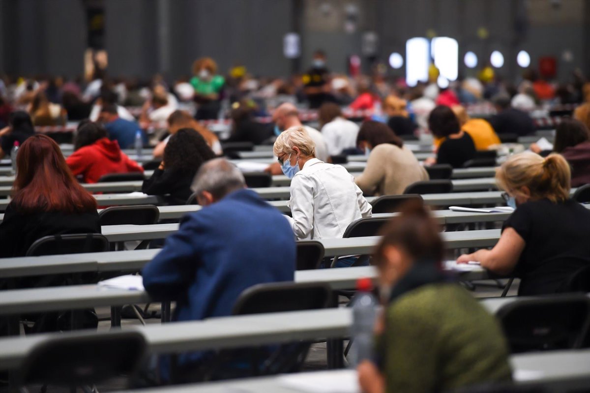 Oferta de empleo público 2026: más de 27.000 plazas disponibles en el BOE